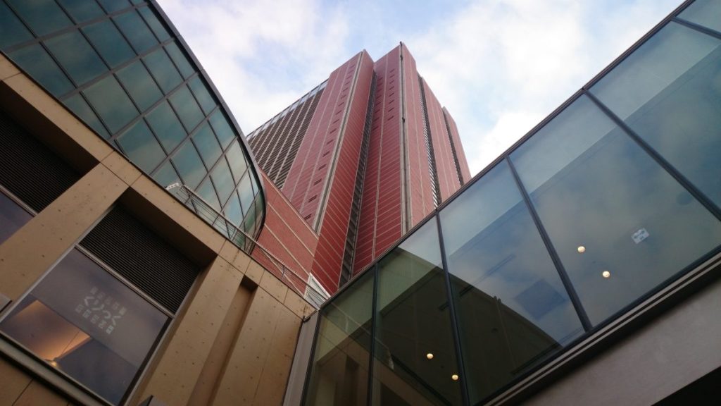 キャロットタワー